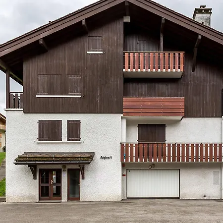 2 Ch, Centre De La Clusaz, 8 Pers, Proche Pistes Et Activites - Fr-1-437-55 * לה קלוסאז